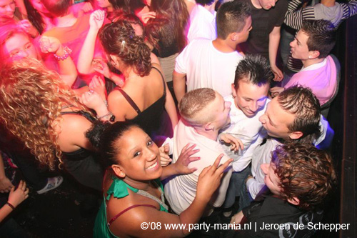 081128_255_safe_partymania
