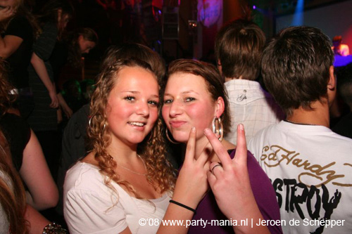 081128_260_safe_partymania