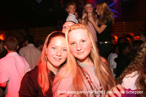 081128_261_safe_partymania