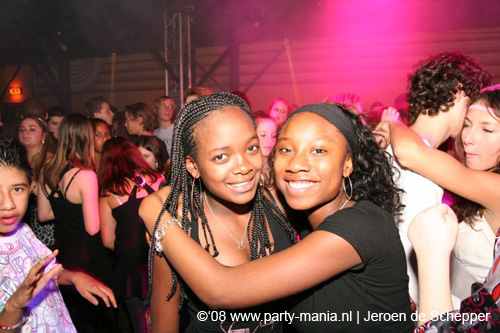 081128_271_safe_partymania