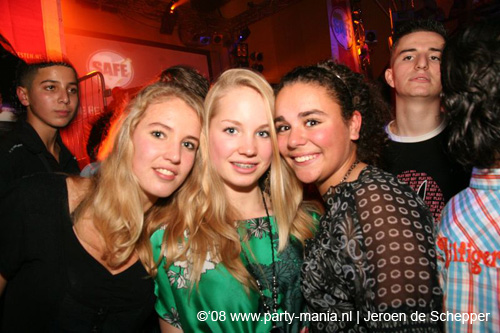 081128_285_safe_partymania