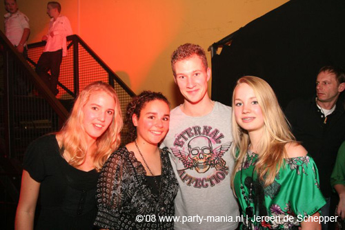 081128_294_safe_partymania