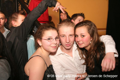 081128_297_safe_partymania