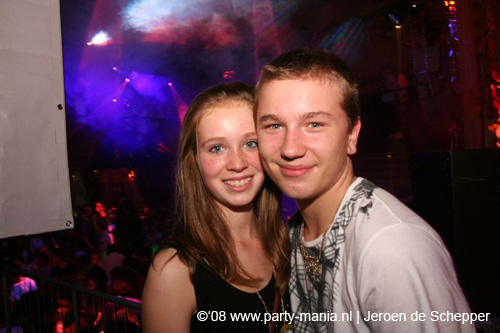 081128_300_safe_partymania