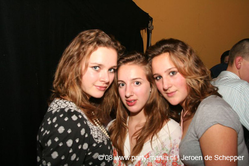 081128_304_safe_partymania