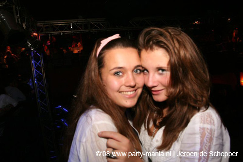 081128_313_safe_partymania