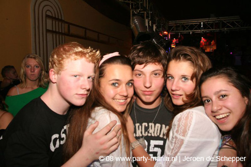 081128_315_safe_partymania