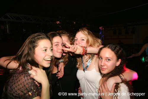 081128_316_safe_partymania