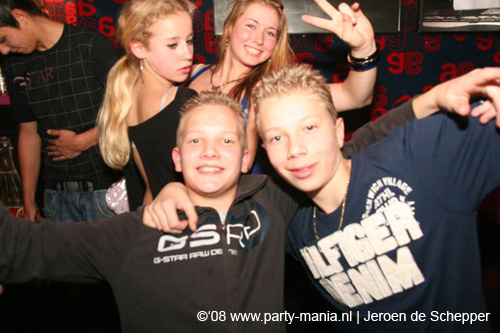 081128_323_safe_partymania
