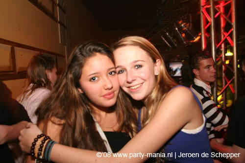 081128_332_safe_partymania