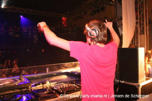 081128_335_safe_partymania