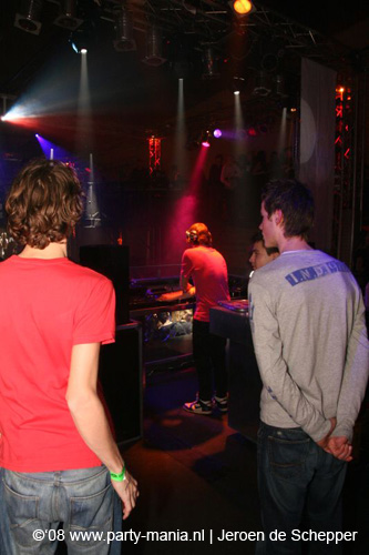 081128_336_safe_partymania