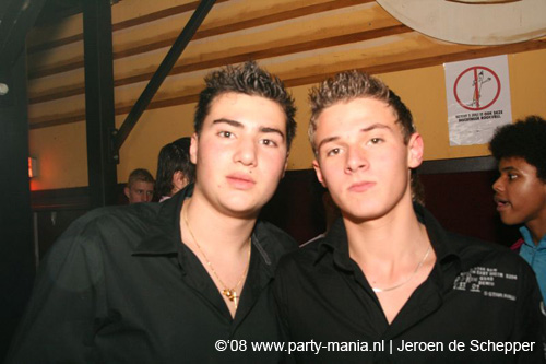 081128_347_safe_partymania