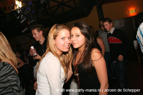 081128_364_safe_partymania
