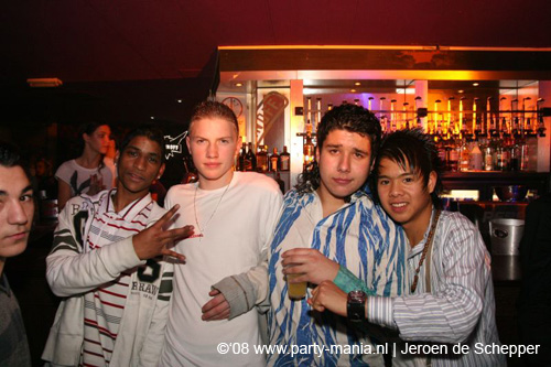 081128_366_safe_partymania