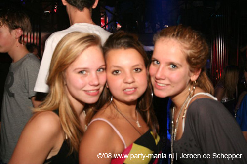 081128_376_safe_partymania