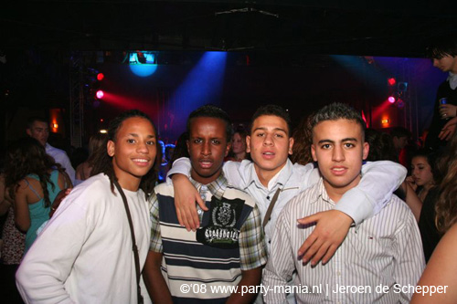 081128_387_safe_partymania