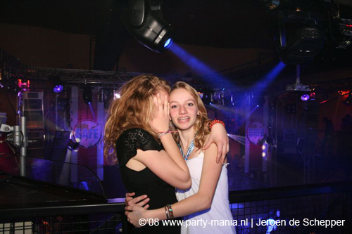 081128_399_safe_partymania