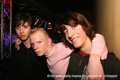 081128_409_safe_partymania
