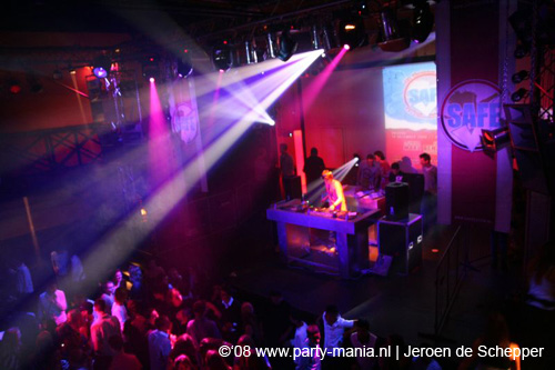 081128_410_safe_partymania