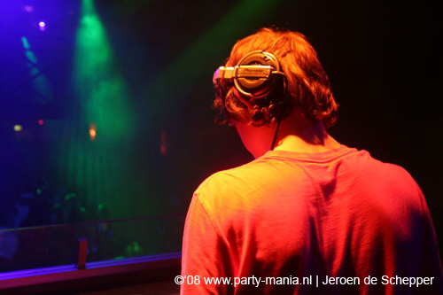 081128_419_safe_partymania