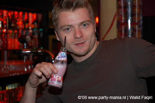 081129_000_asta_partymania