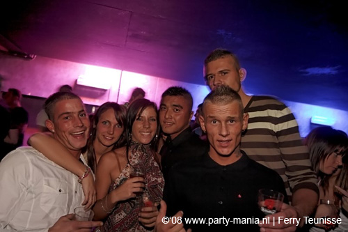 081129_008_billytheklit_partymania