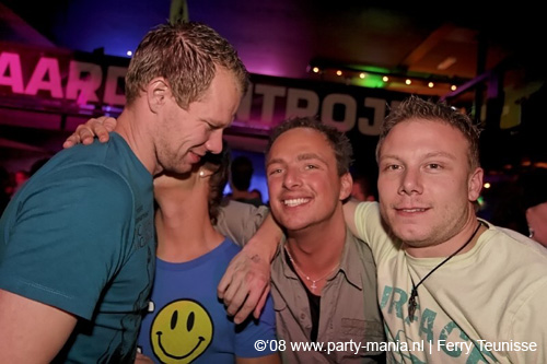 081129_010_billytheklit_partymania