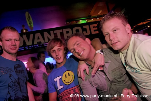 081129_011_billytheklit_partymania