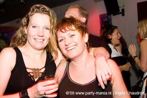 081129_021_disco_classics_partymania