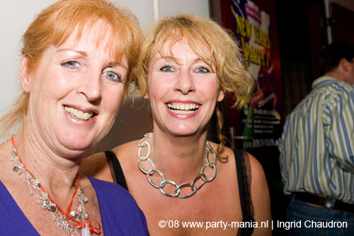 081129_046_disco_classics_partymania