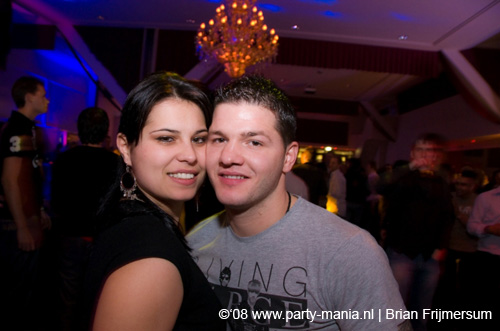 081129_021_leclub_partymania