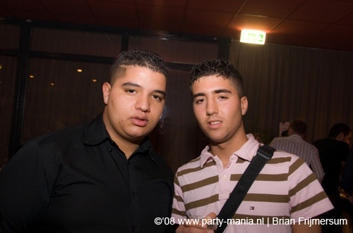 081129_048_leclub_partymania