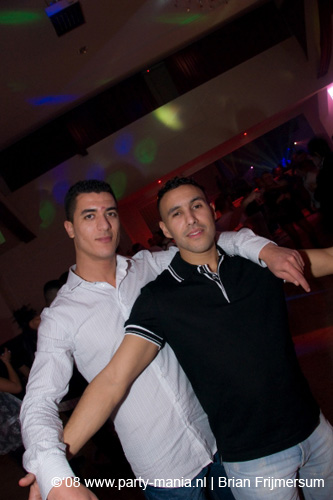 081129_133_leclub_partymania