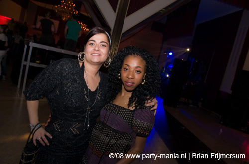 081129_149_leclub_partymania