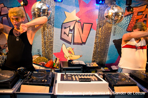 081130_059_glitterclub_partymania