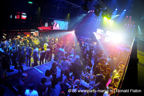 081207_013_sneakerz_partymania