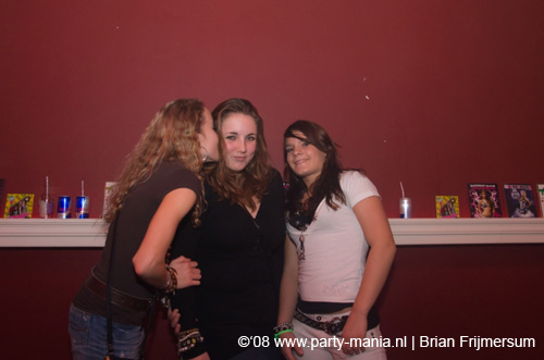 081212_064_fris_partymania