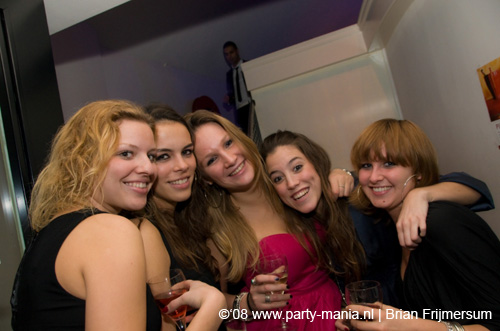 081212_026_leparis_partymania