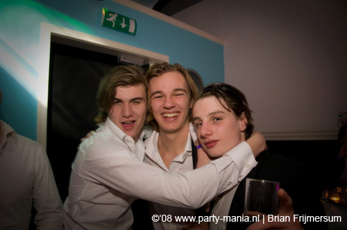 081212_051_leparis_partymania