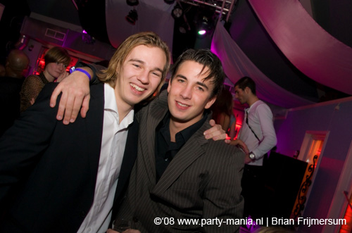 081212_077_leparis_partymania