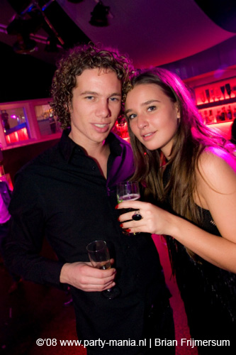 081212_078_leparis_partymania