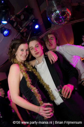 081212_084_leparis_partymania