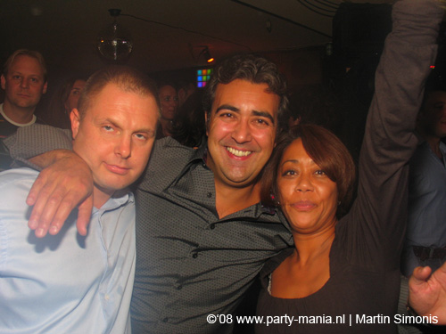081213_001_lads_reunie_partymania