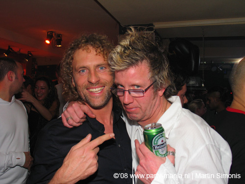 081213_015_lads_reunie_partymania