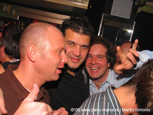 081213_021_lads_reunie_partymania