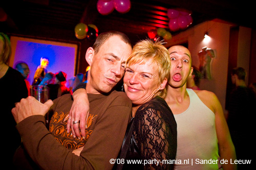 081213_060_onefour_partymania