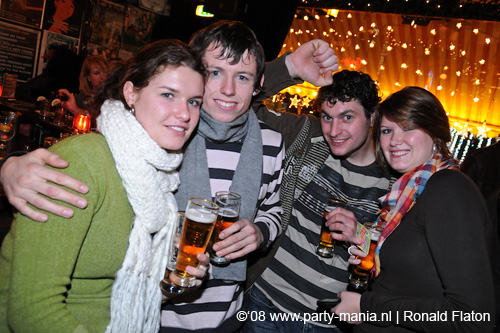 081218_038_xxlmas_partymania