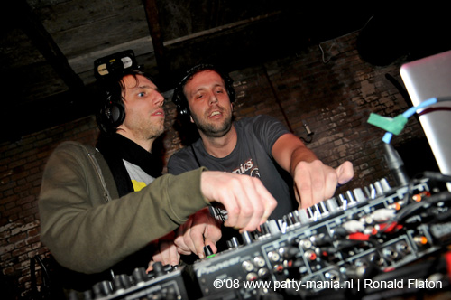 081218_081_xxlmas_partymania