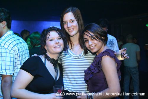 081218_0010_xxlmas_partymania